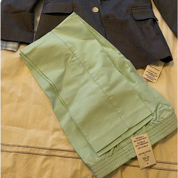 Nautica 4 piece suit - Picture 2 of 7